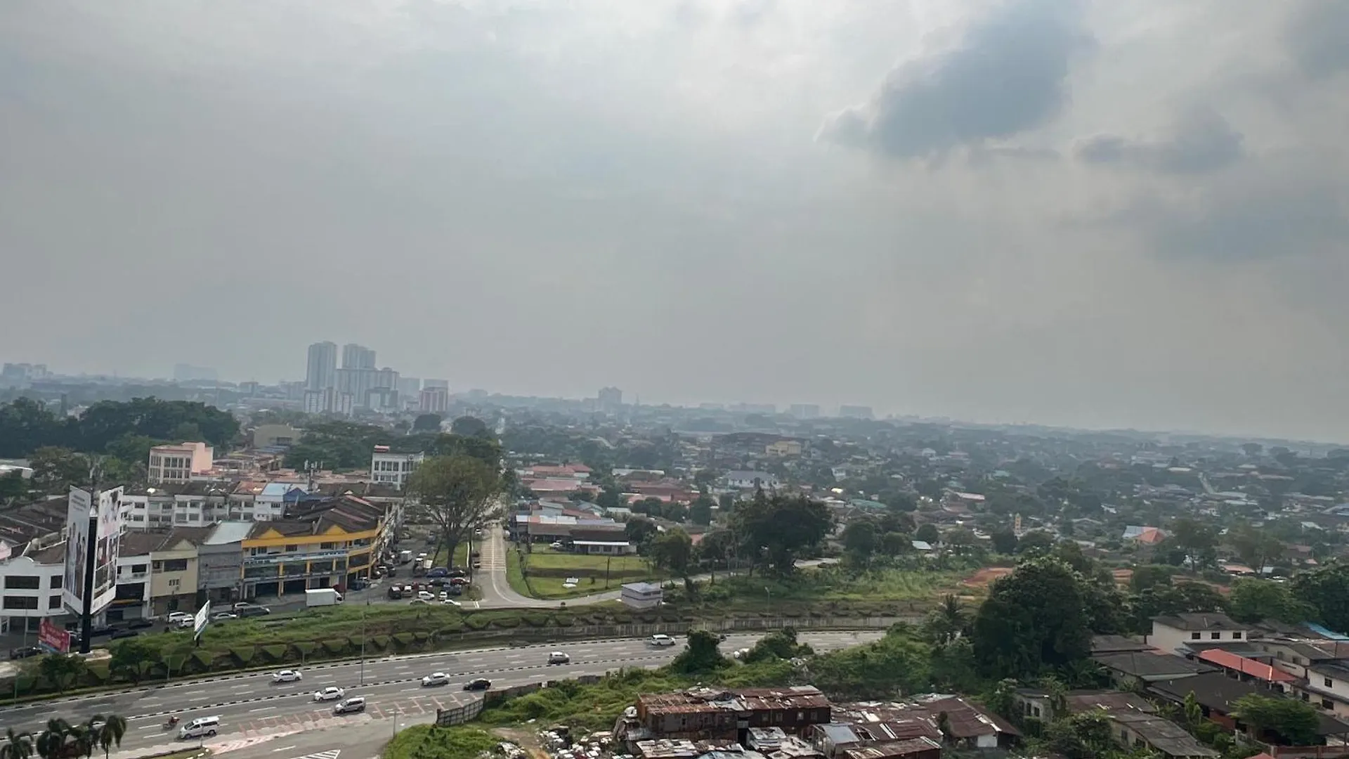 Homely Green Homestay Johor Bahru